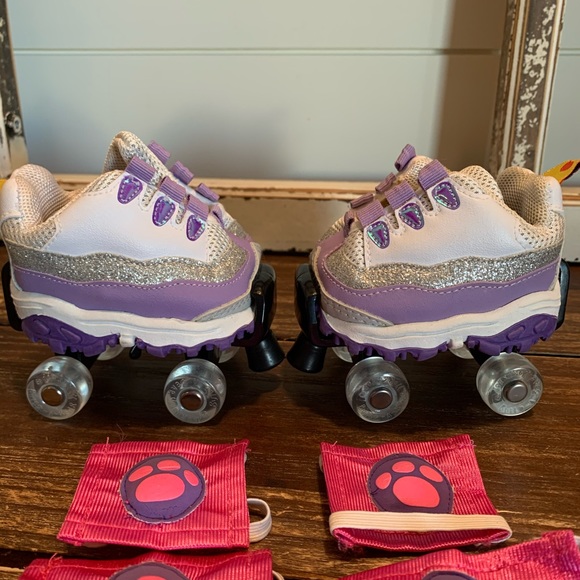 Build-A-Bear roller skates, shoes and pads - Picture 4 of 15